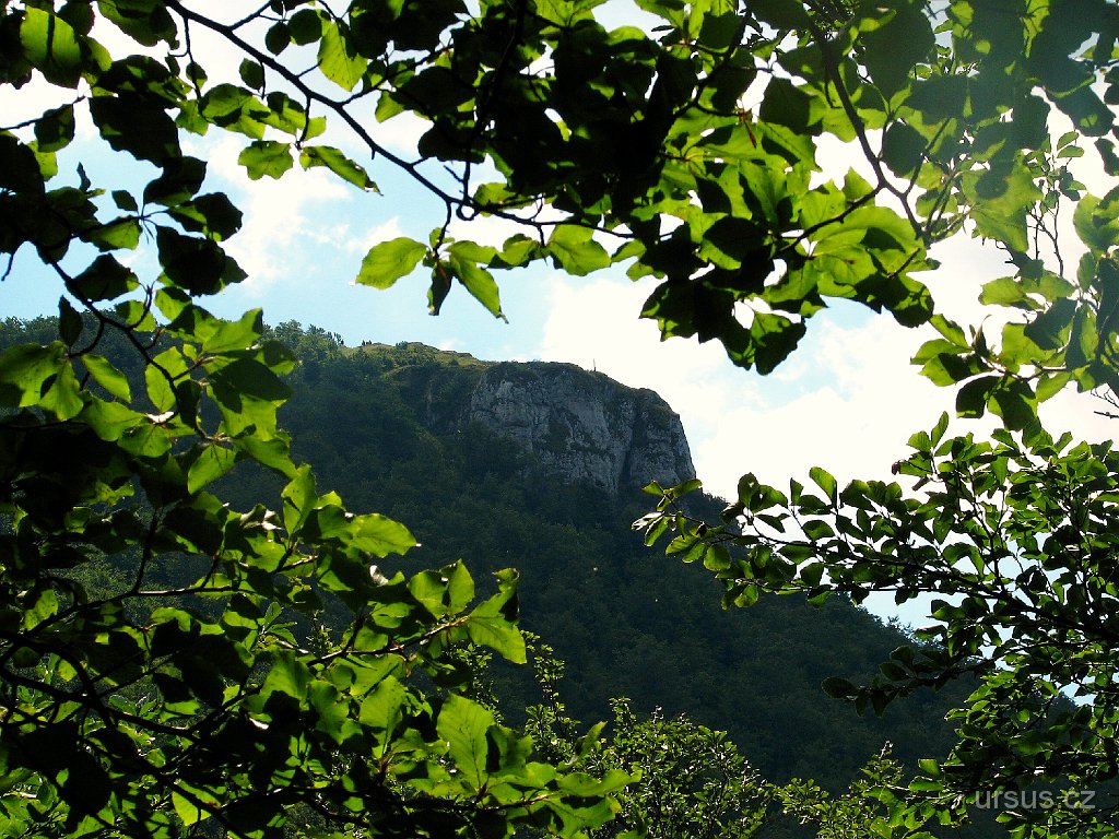 28.JPG - Strážov (1 213 m).